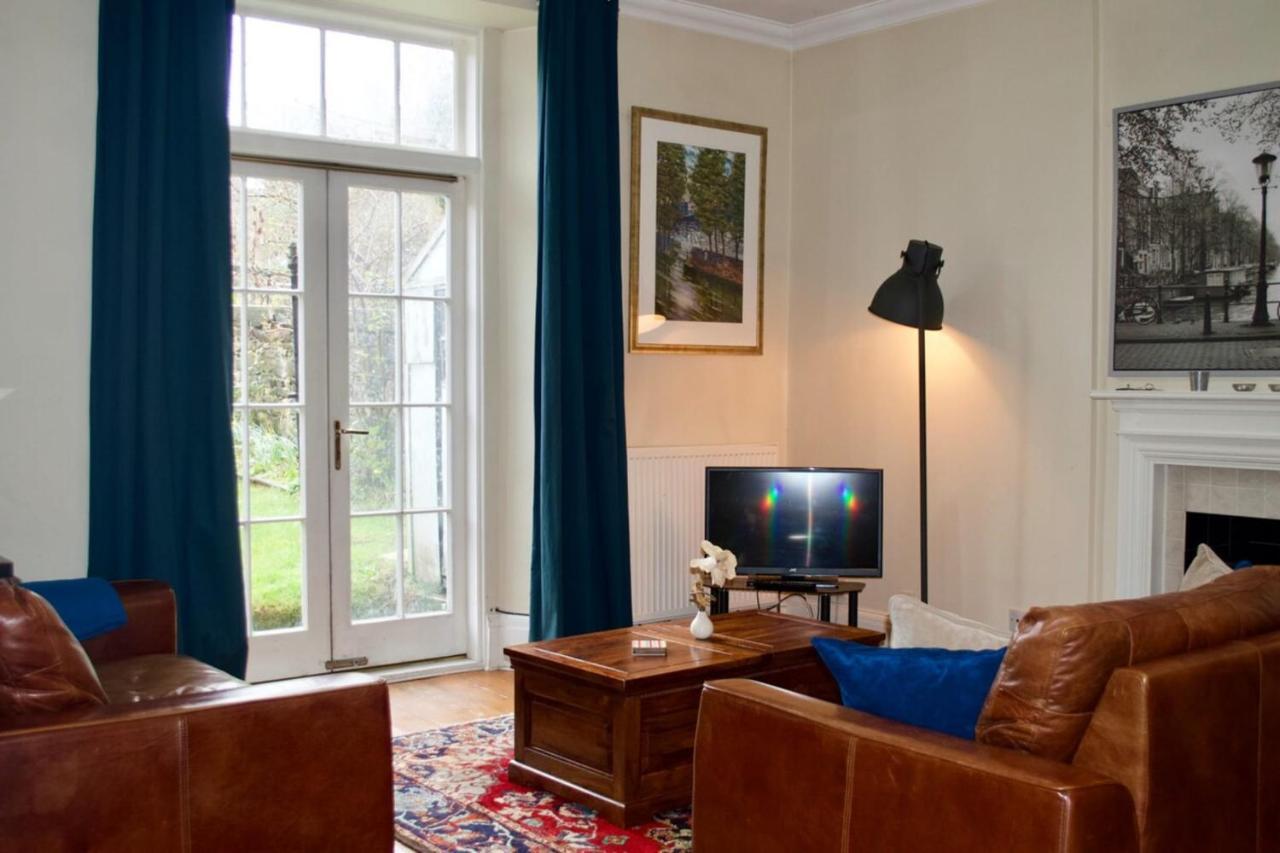 Stunning 3 Bedroom City Centre Appartement *
